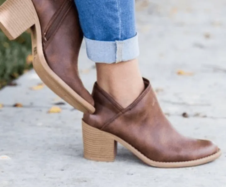 ANNIE ANKLE BOOTIE