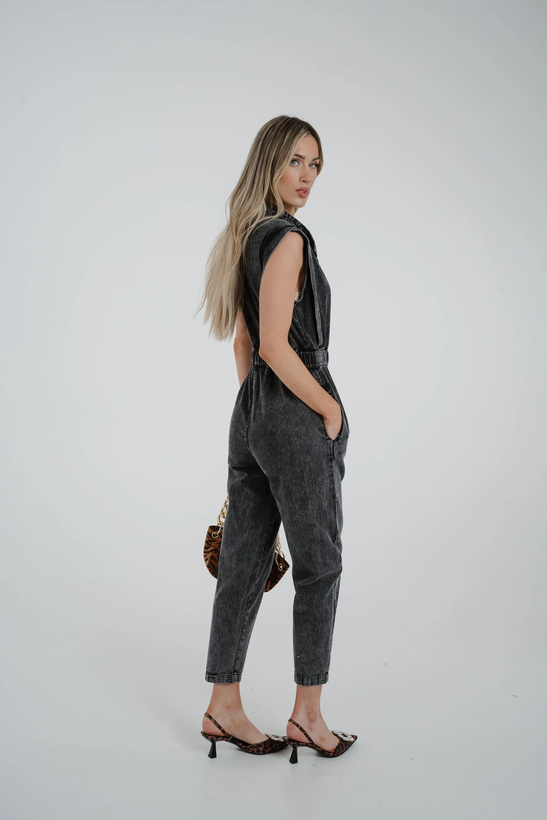 Cora Sleeveless Denim Jumpsuit In Black Wash