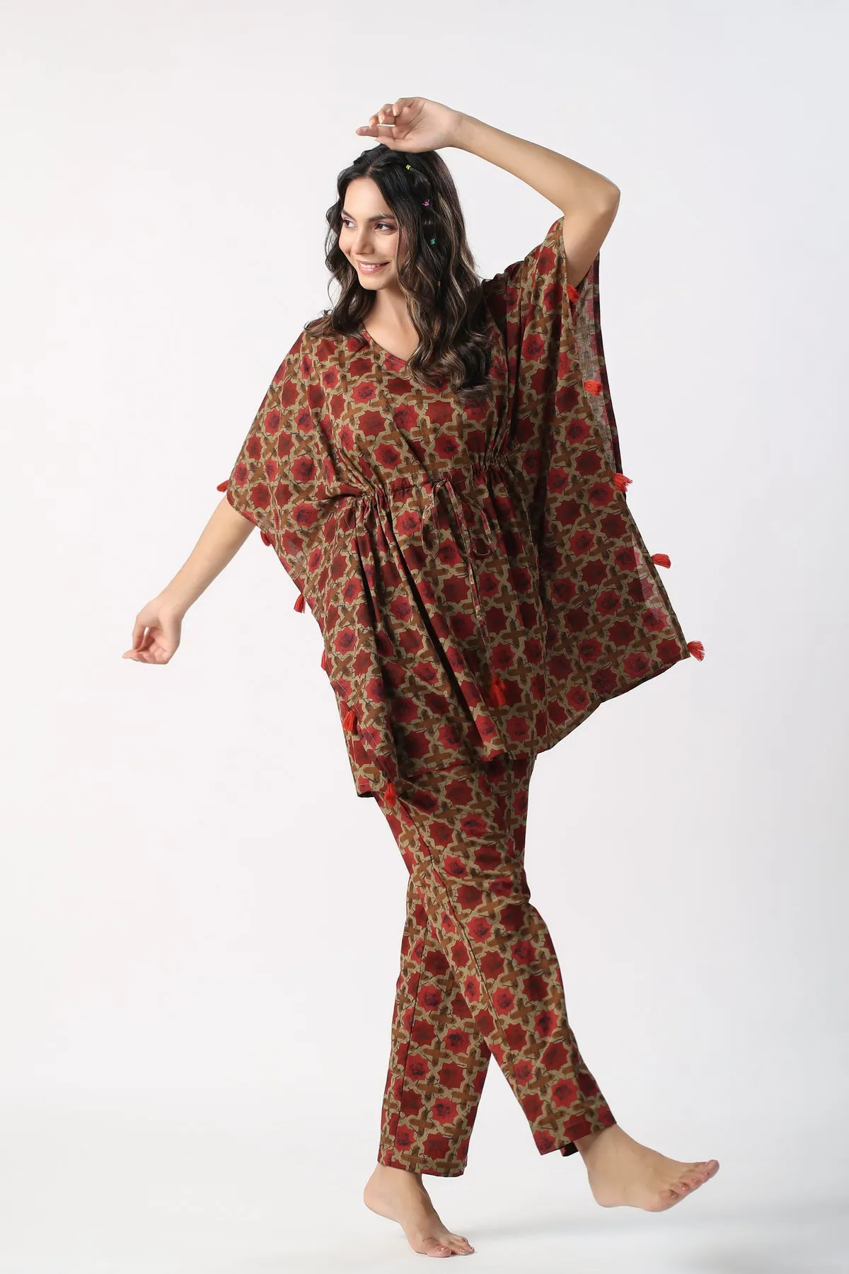 Daabu Motifs on Cotton Maroon Kaftan Pajama set