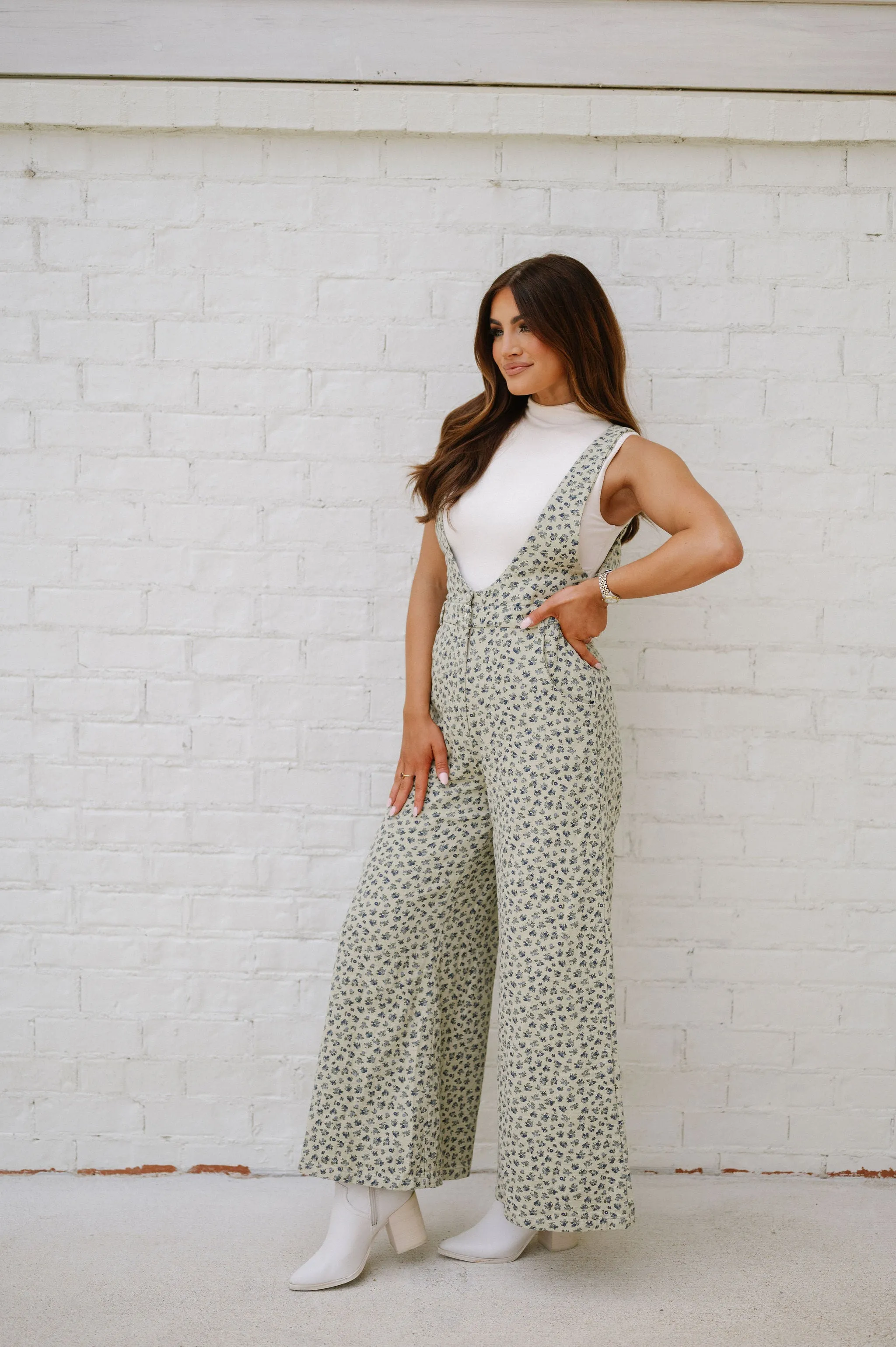 Valencia Floral Jumpsuit- Beige/Blue